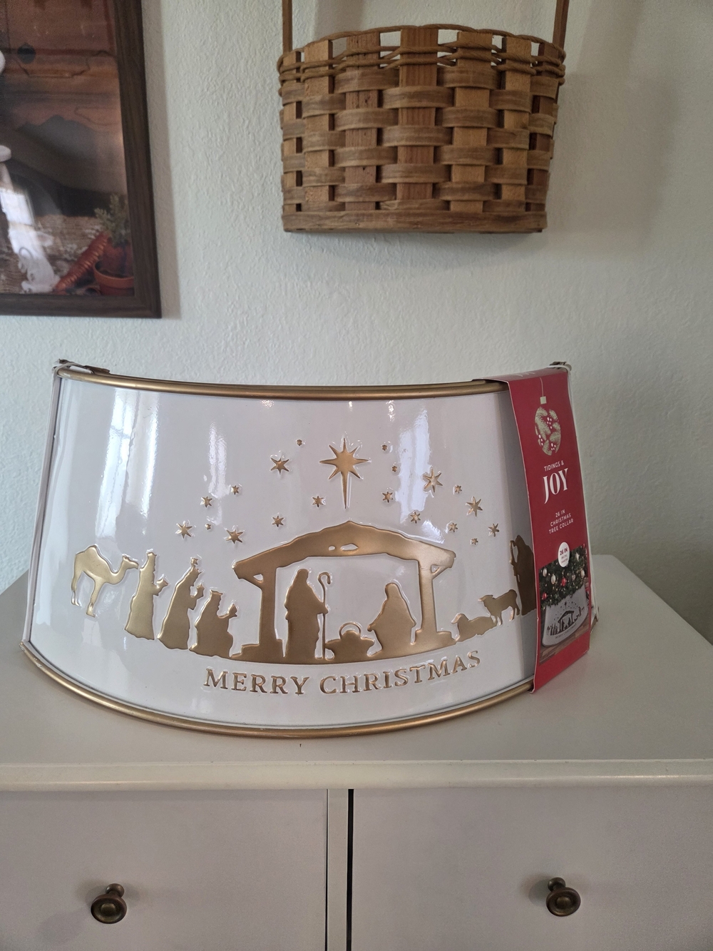 White and Gold Nativity Tree Collar - Festive Merry Christmas Accent